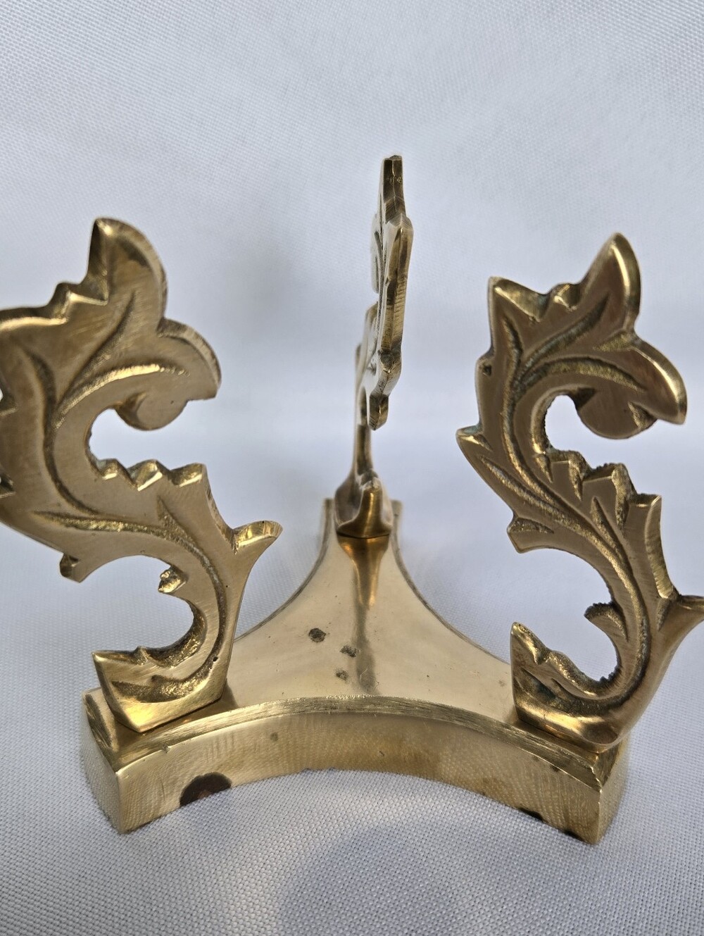 Vintage Solid Brass Acanthus Scroll Plate Display Easel Stand 3.75"